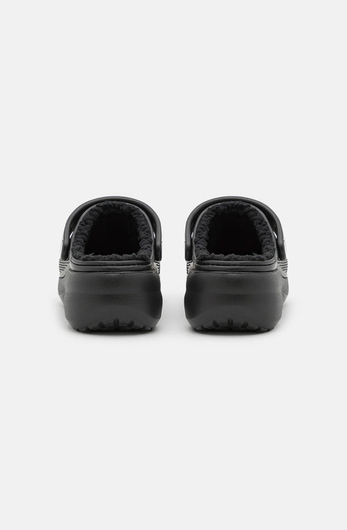 Crocs – Klassische, gefütterte Clogs in Schwarz mit Plateausohle