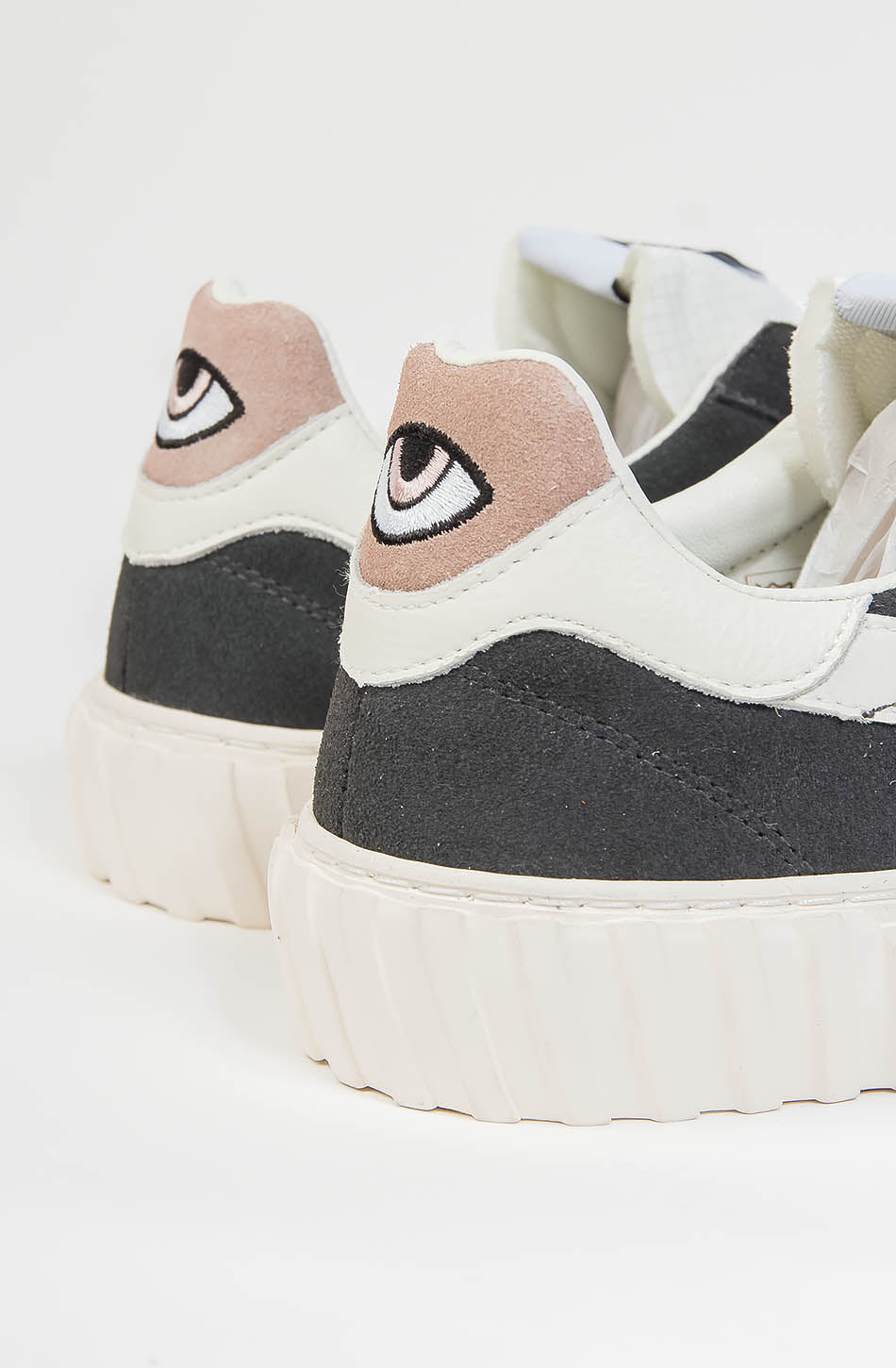 Kaotiko Keoni Low Vega Anthracite Chaussures