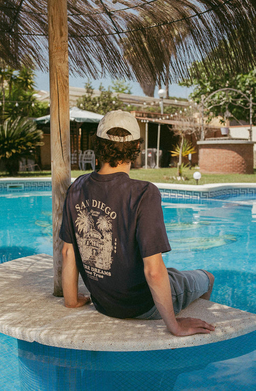 Kaotiko Resort Marineblaues T-Shirt