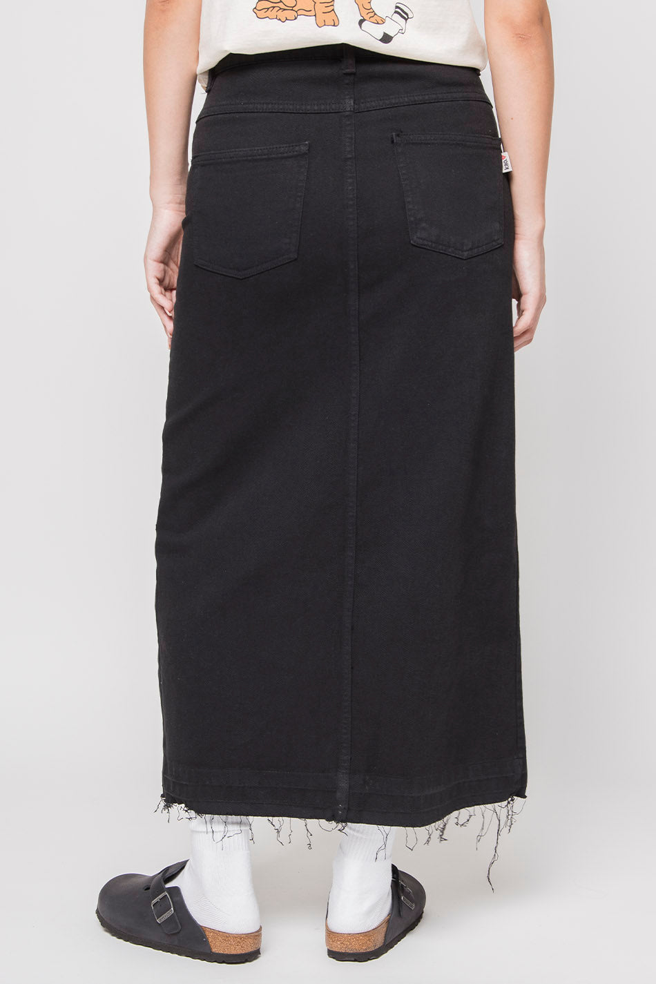Langer schwarzer Jeansrock