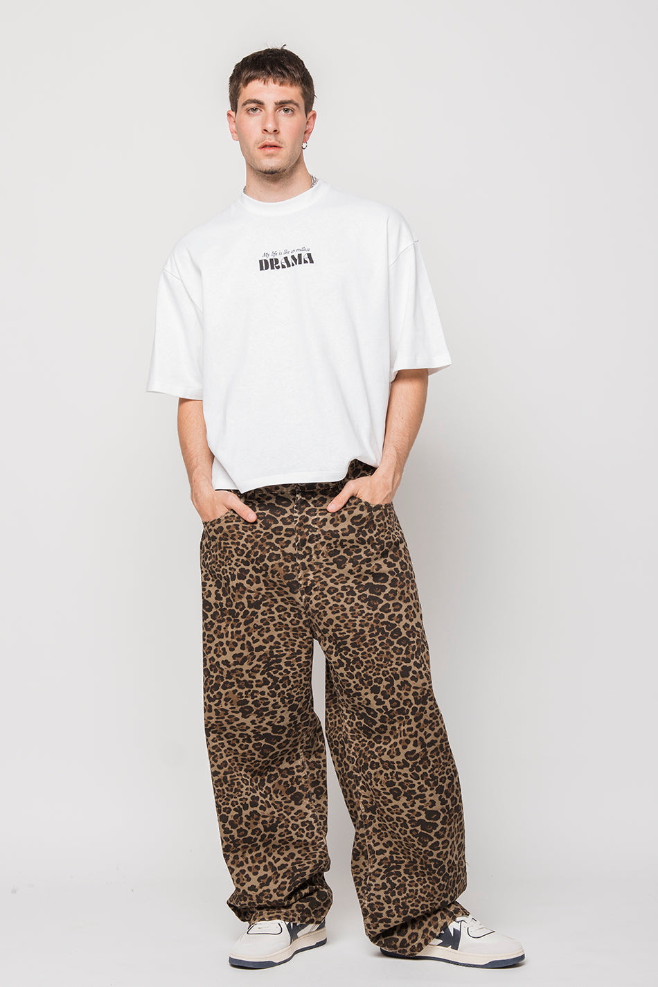 Lose Braune Leopardenhosen