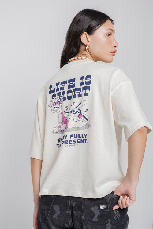 T-Shirt Life Is Short aus Bio-Baumwolle in Tabak