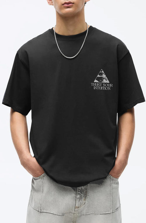 Hände vertrauen Ihrer Intuition Schwarzes T-Shirt