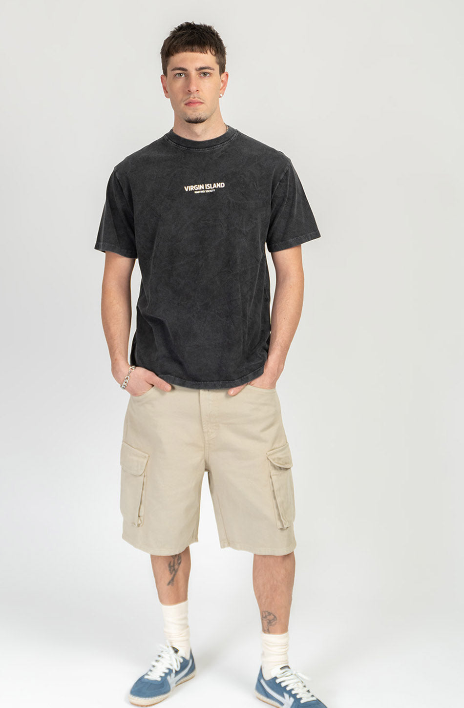 Schwarzes T-Shirt von den Jungferninseln