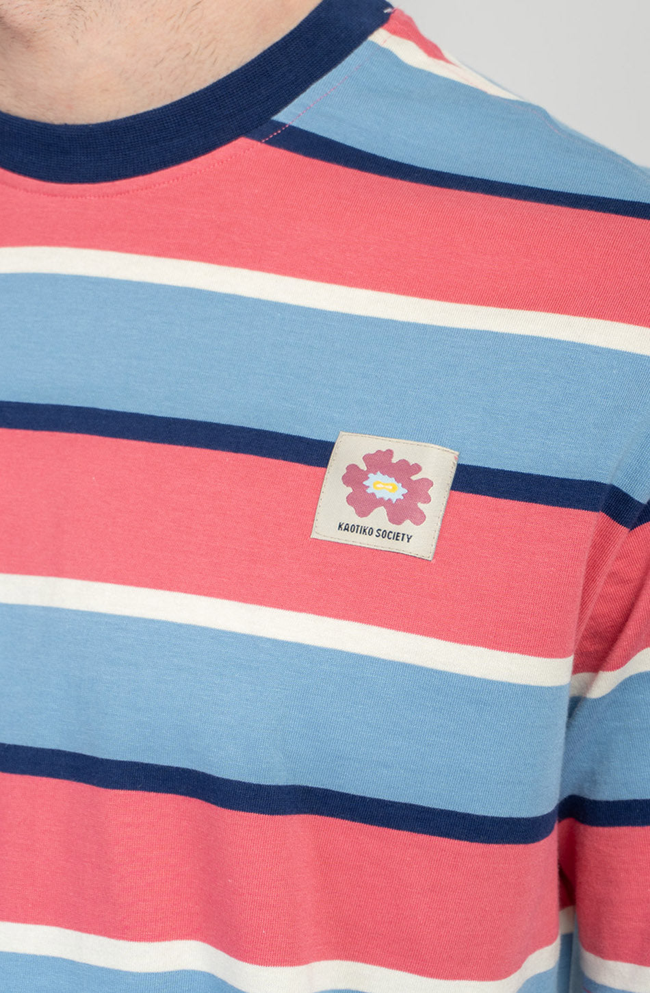 Gestreiftes Inselblau/Rosa T-Shirt