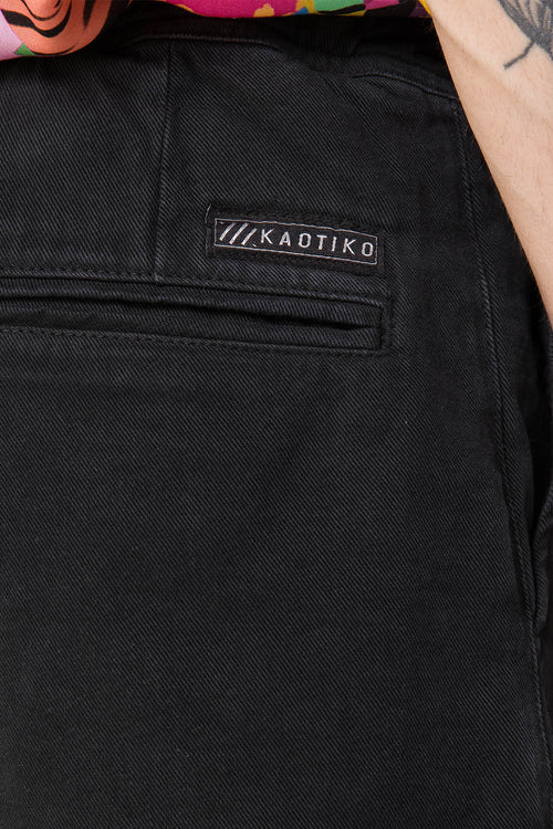 Bermuda-Shorts Garage