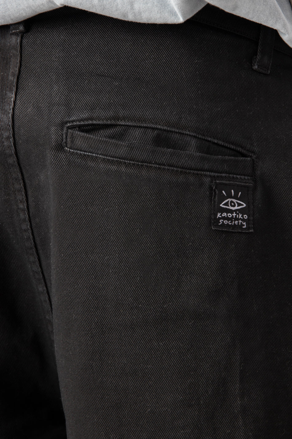 Entspannte, urbane, bestickte schwarze Hose