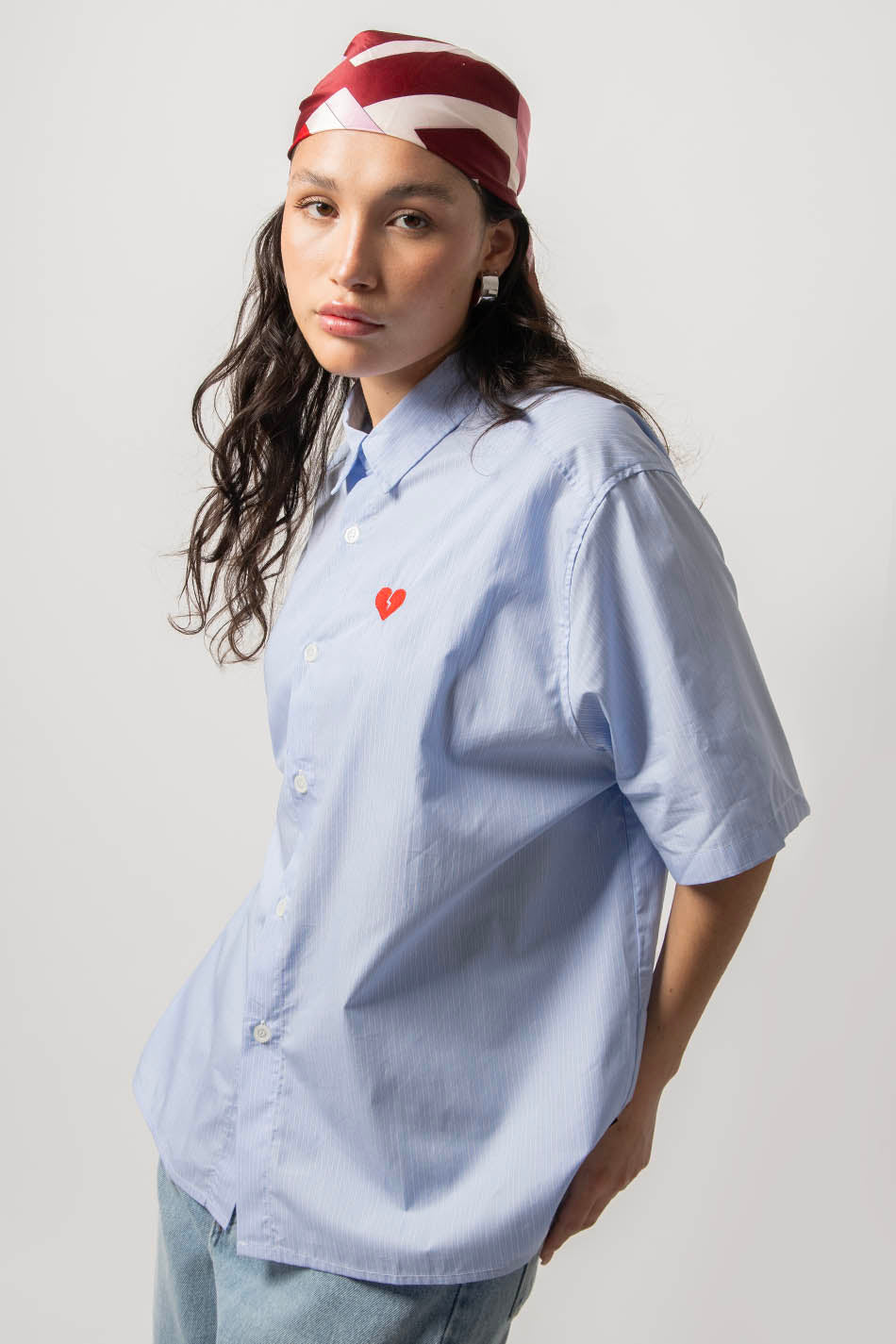 Blau/weiß gestreiftes Hemd von Loui Heart