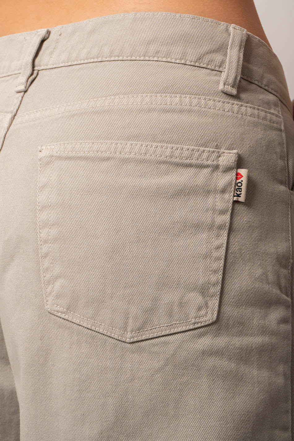 Baggy-Oversize-Hose Stone