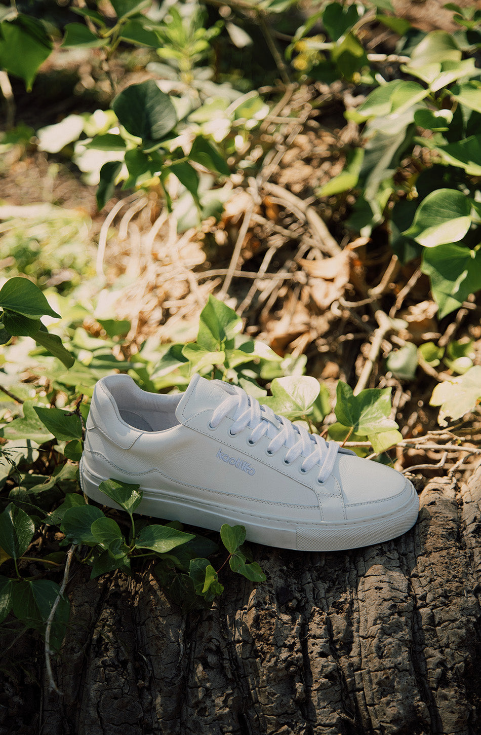 ACBC x Kaotiko Weiße Turnschuhe