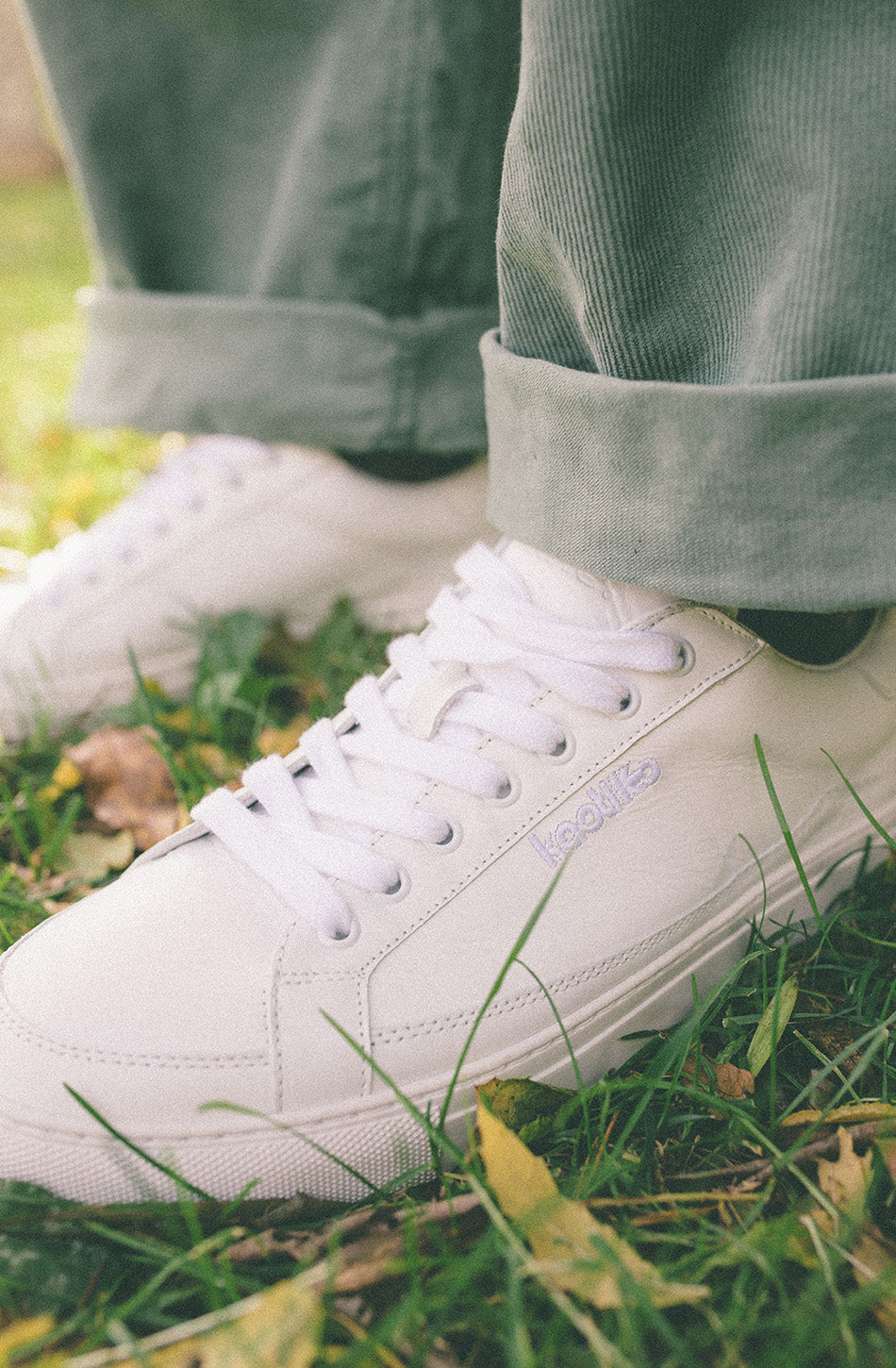 ACBC x Kaotiko Weiße Turnschuhe