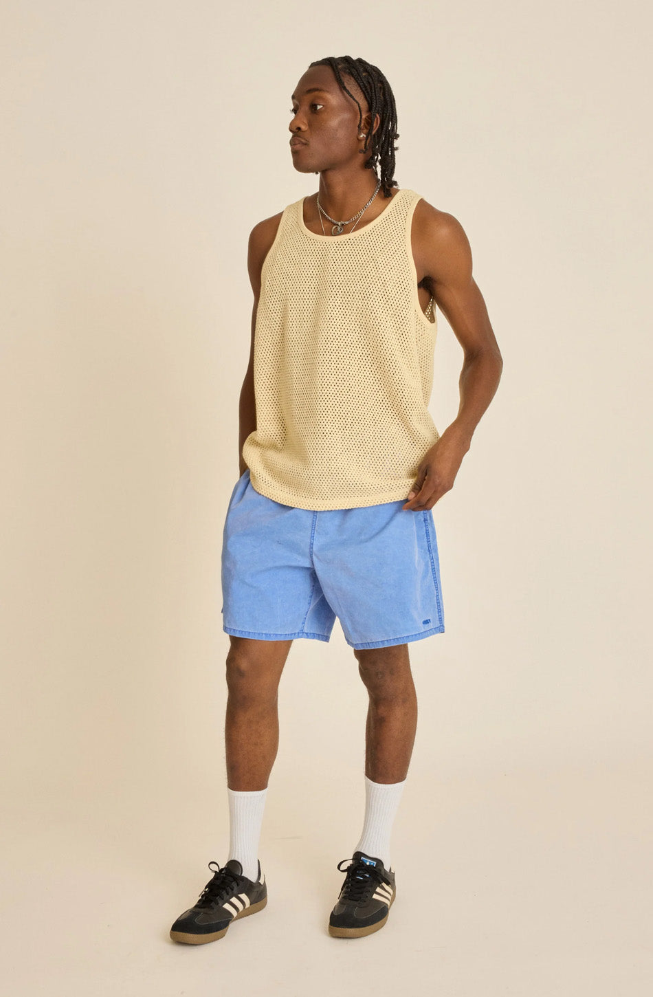 Obey – Easy Pigment – ​​Bermudashorts in schillerndem Blau