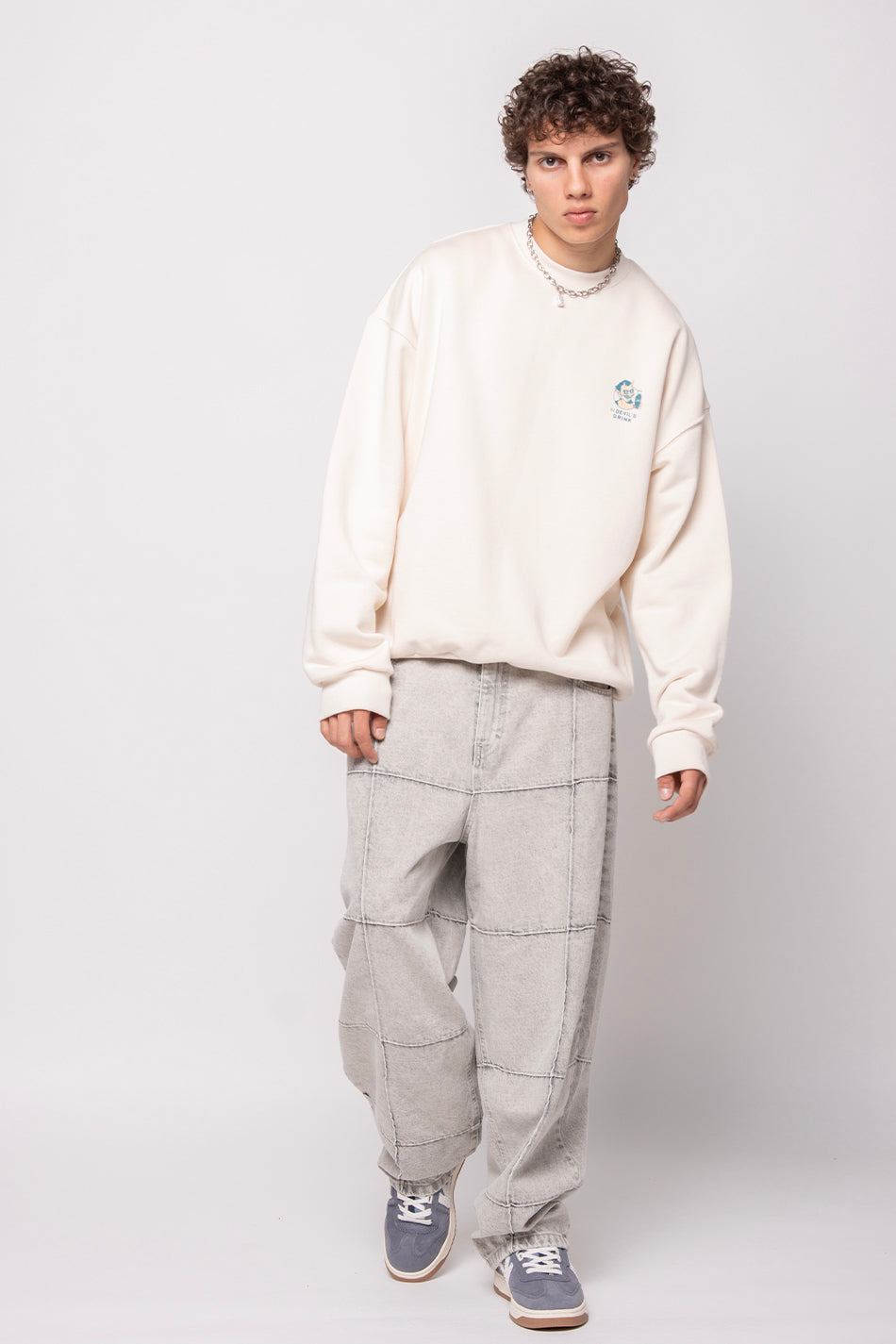 Elfenbeinfarbenes Sweatshirt aus Bio-Baumwolle „Gas Station“