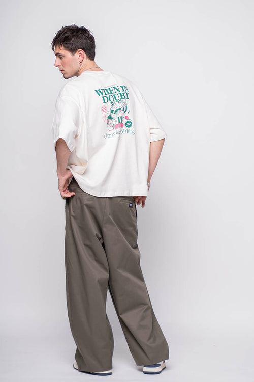 Elfenbeinfarbenes T-Shirt When In Doubt aus Bio-Baumwolle