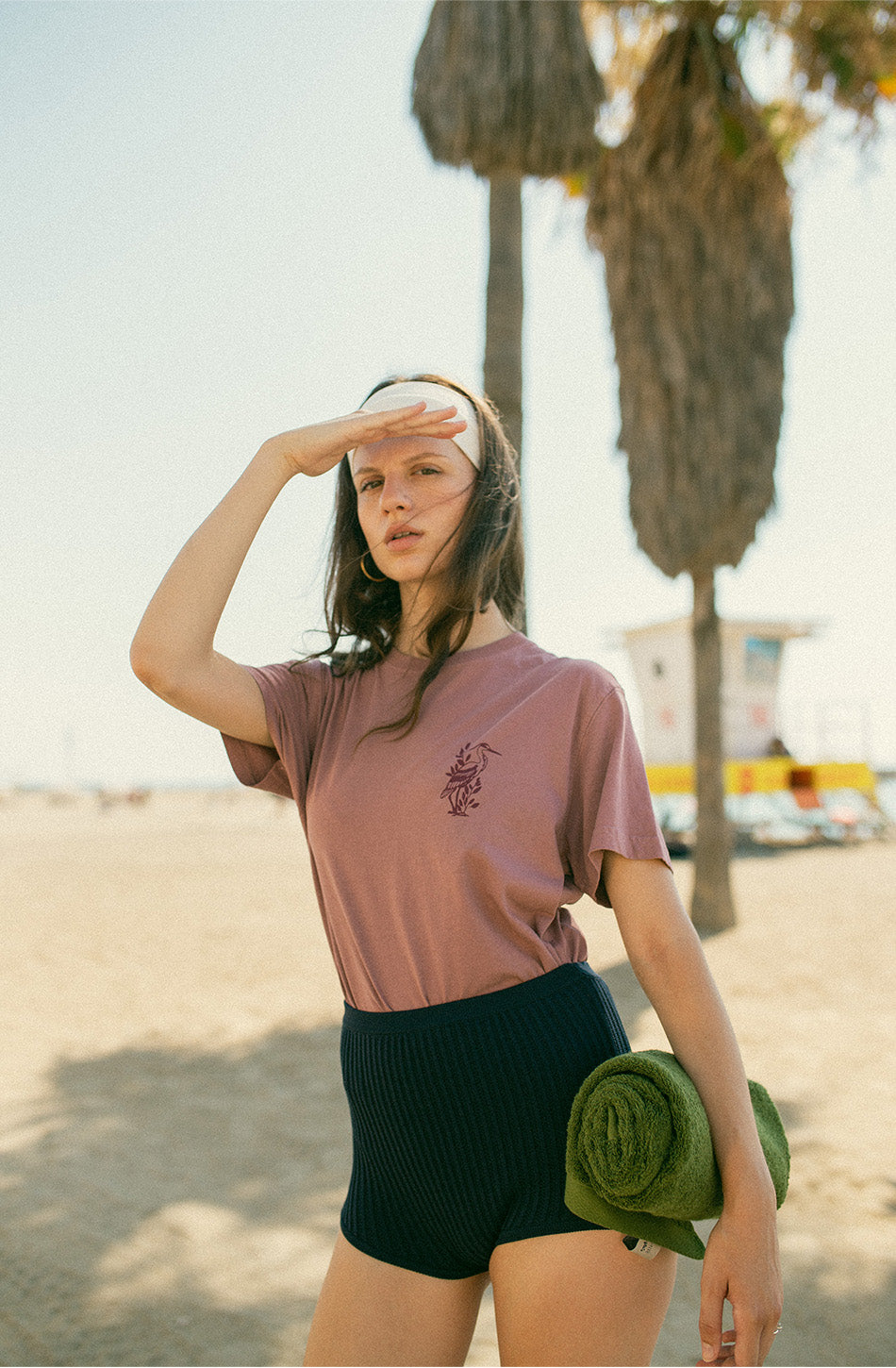 Burgunderrotes T-Shirt „Washed Lotus“