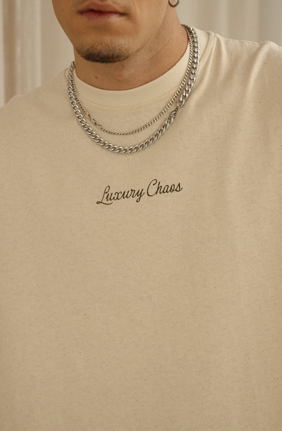 Luxus-T-Shirt aus Bio-Baumwolle „Chaos“ in Elfenbein