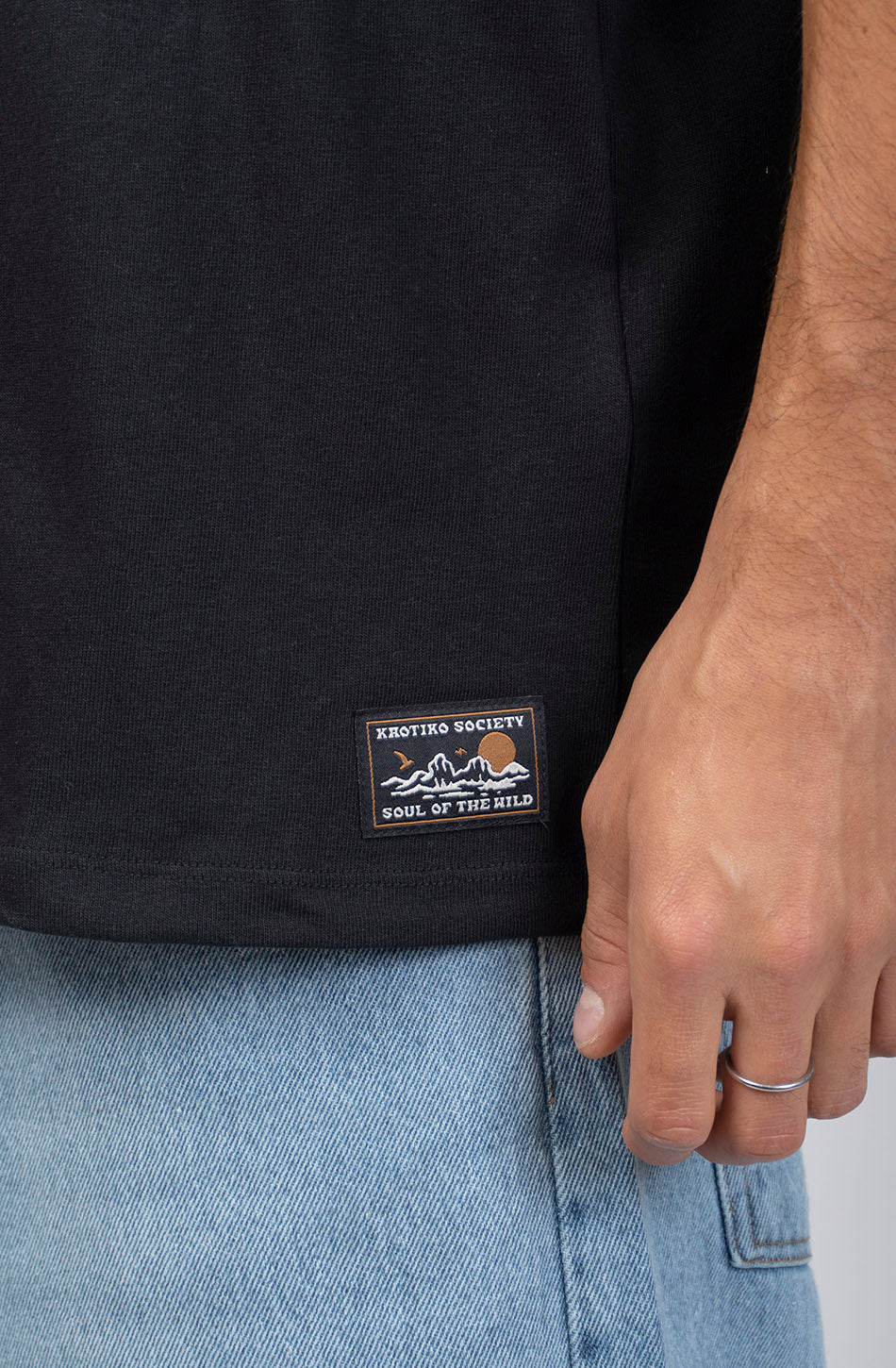 Schwarzes T-Shirt „Mezcal West“