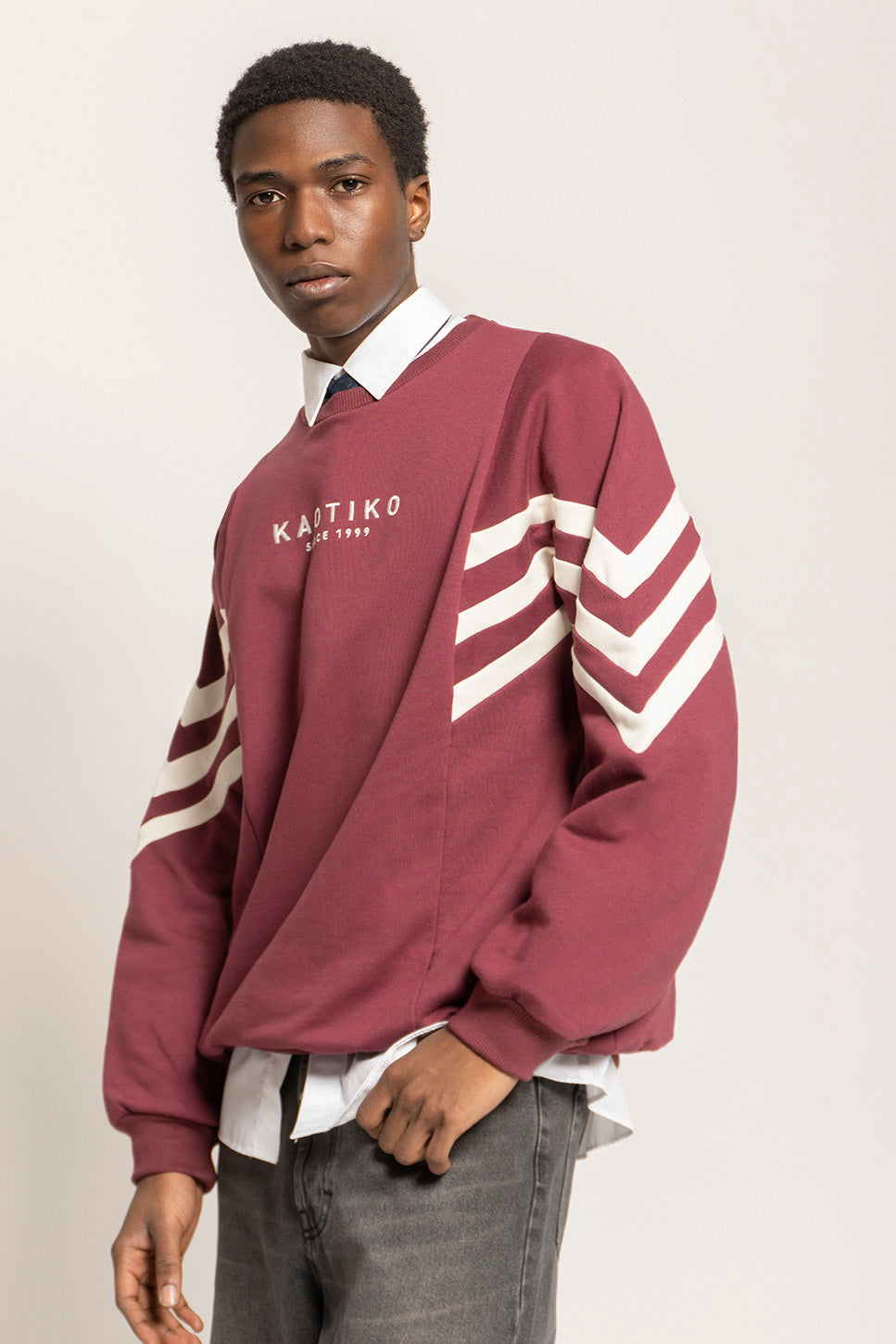 Chad Sweatshirt in Dunkelburgunderrot/Elfenbein
