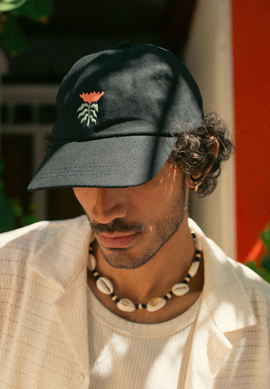 Lilienschwarze Kappe