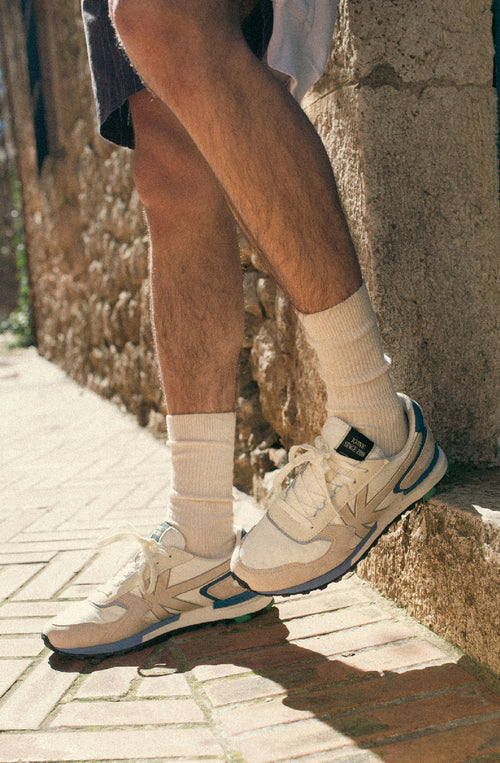 Zapatilla Kaotiko Man Orbit Natural Grey