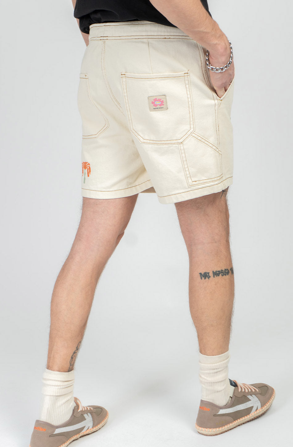 Bermuda Carpenter Paradise Ivory