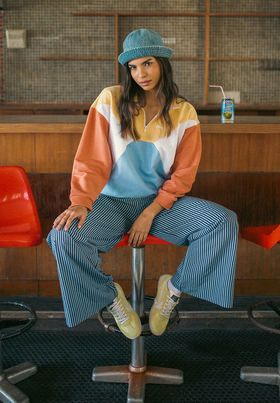 Anneta Sweatshirt Vanille/Weiß/Niagara/Aprikose