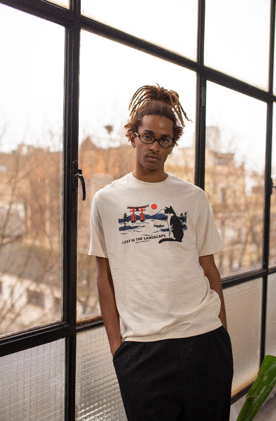 Landschafts-T-Shirt aus Bio-Baumwolle, elfenbeinfarben