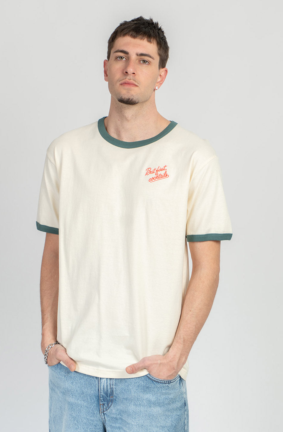 Aber zuerst Cocktails Elfenbein T-Shirt