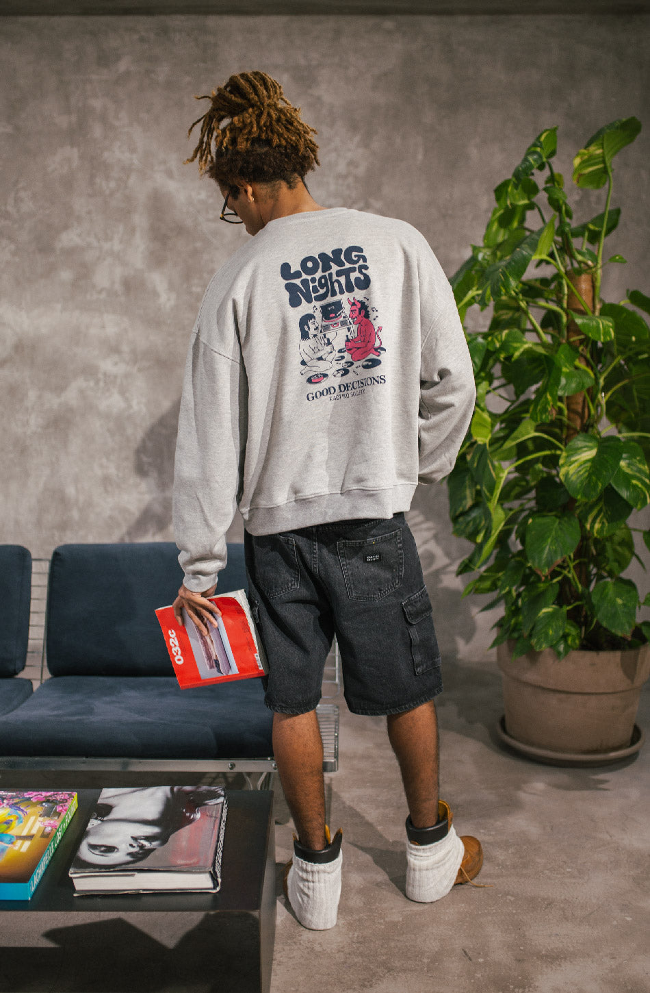 Graues Sweatshirt für lange Nächte