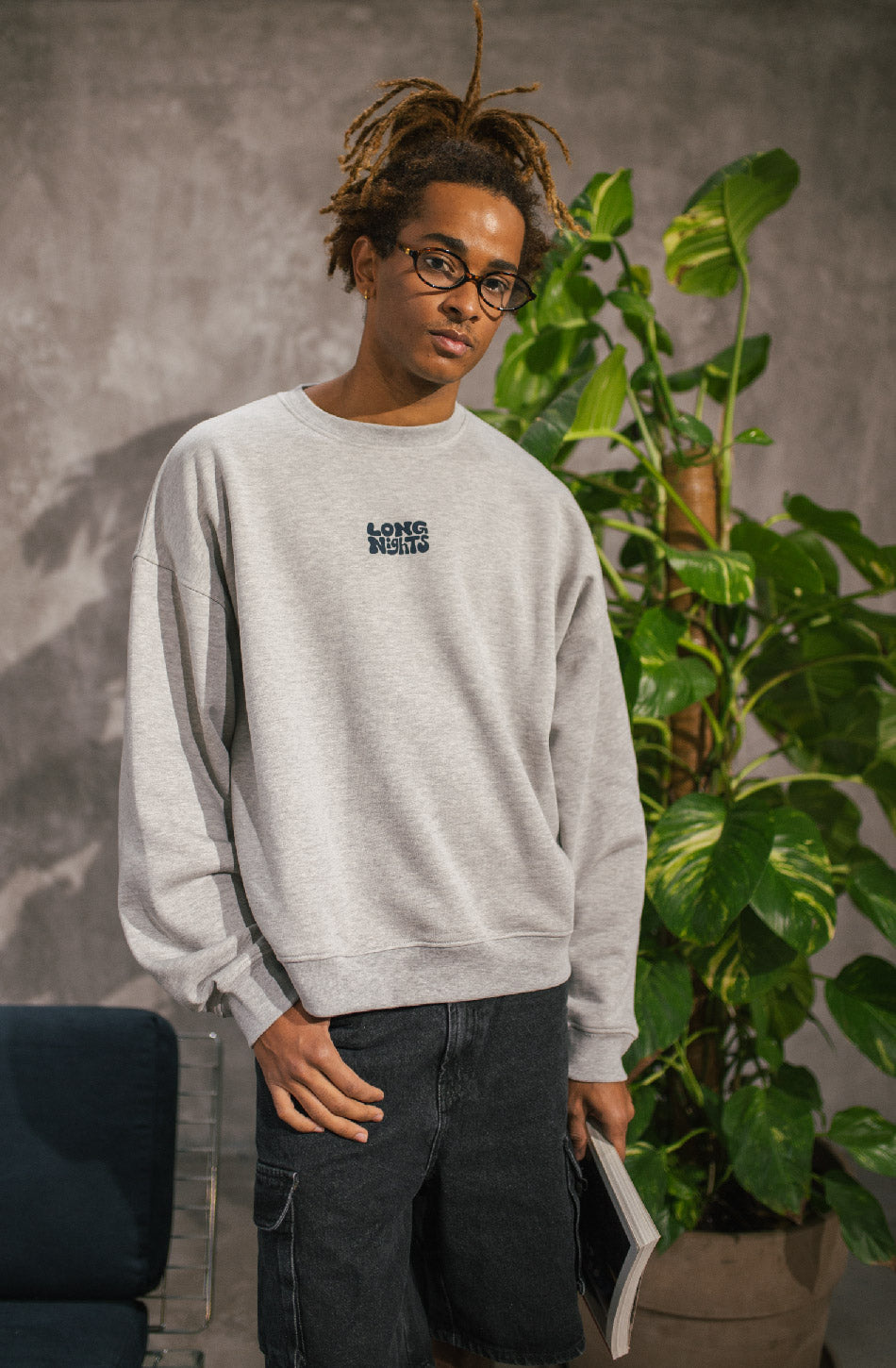 Graues Sweatshirt für lange Nächte