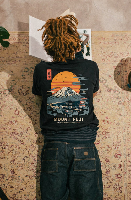 Schwarzes Mount Fuji T-Shirt
