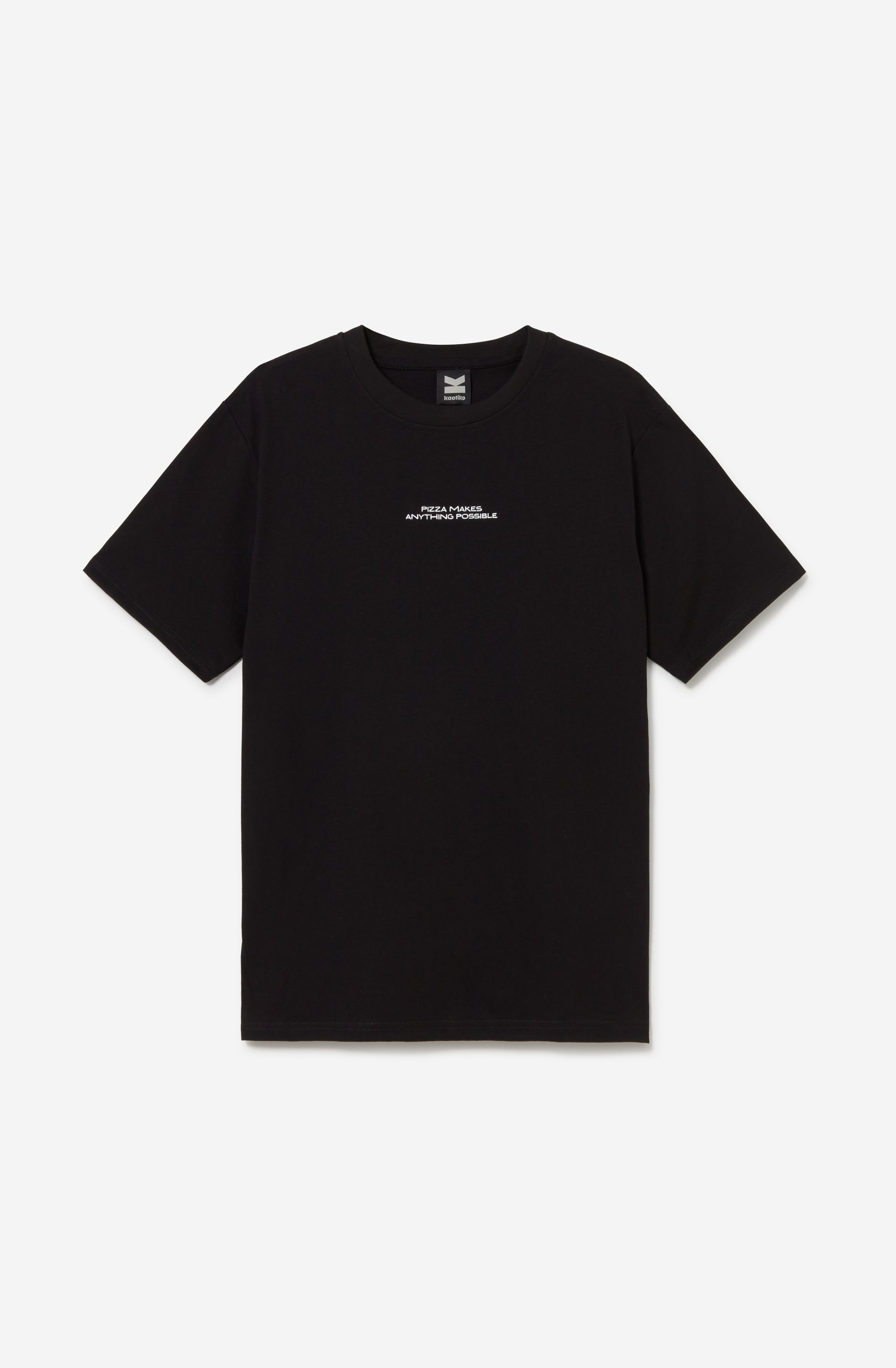 Camiseta Regular Pizza Makes Anything Black para hombre con diseño gráfico urbano Kaotiko BCN