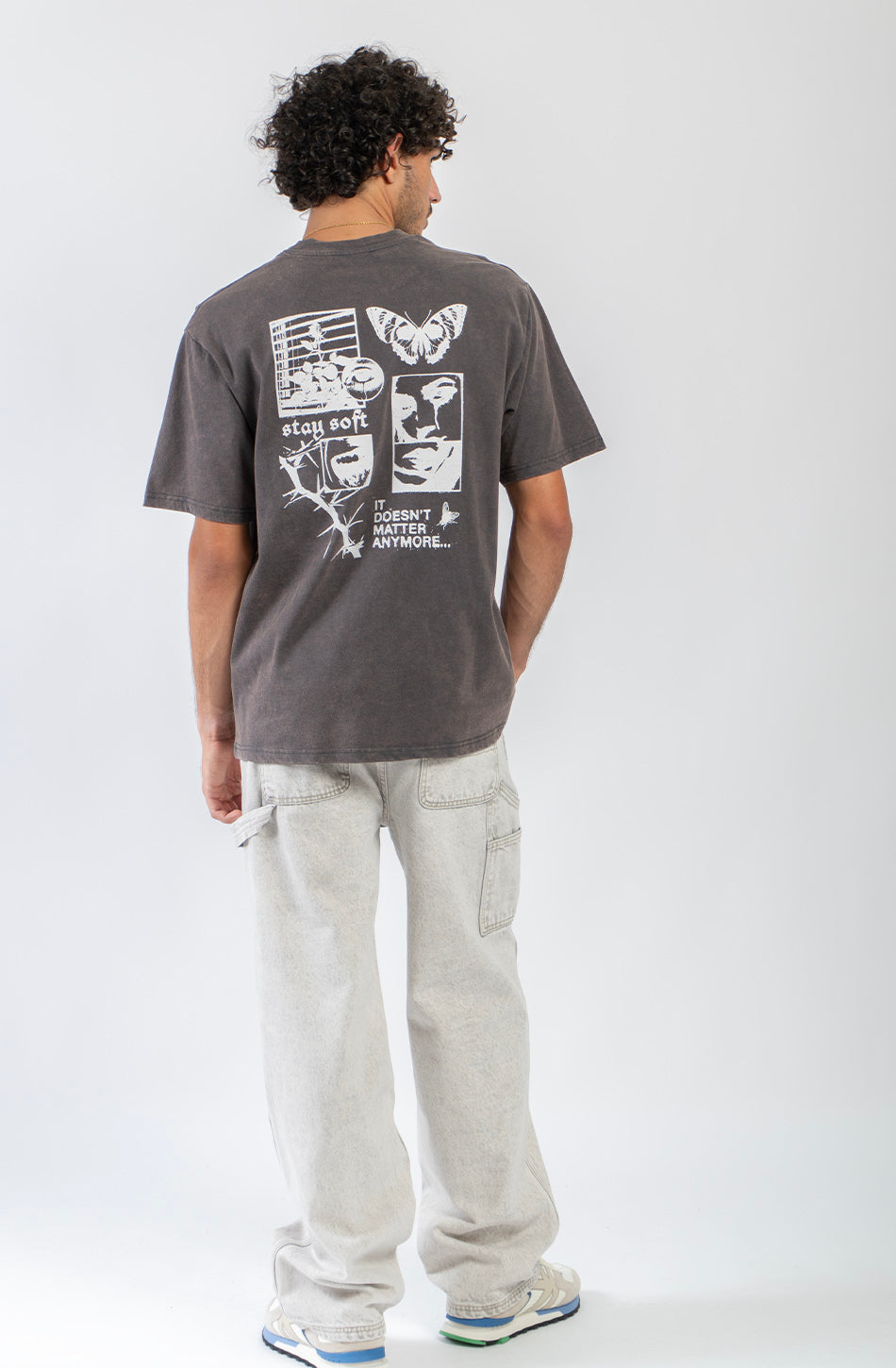 T-Shirt It Doesn't Matter Whashed Black