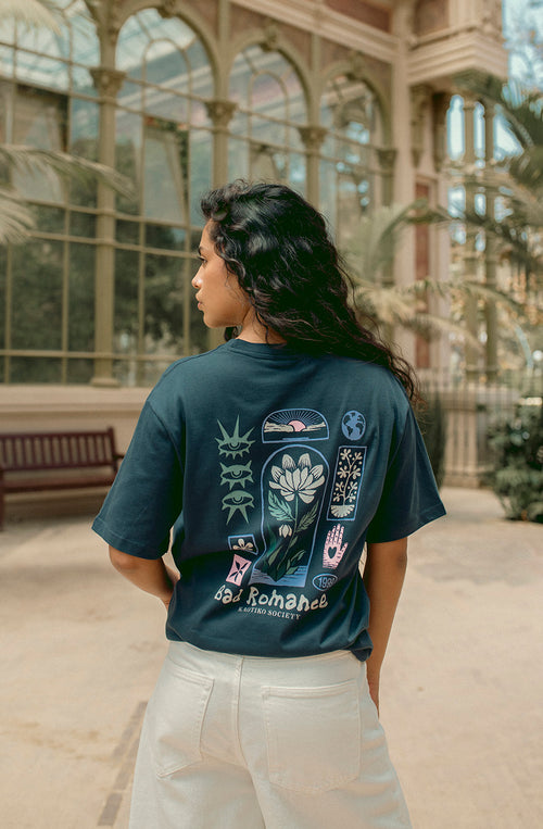 T-Shirt Geomeytic Flower Sea Storm