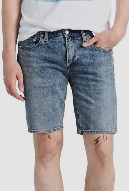 Levi's Slim Hemmed Short