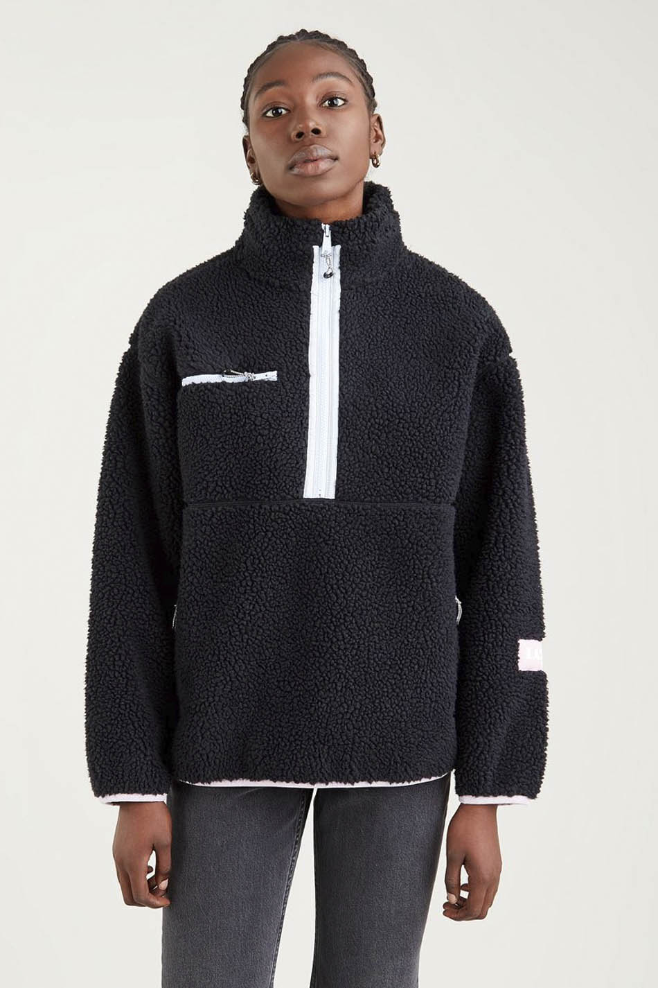 Levi's Sherpa Fleecepullover in Schwarz