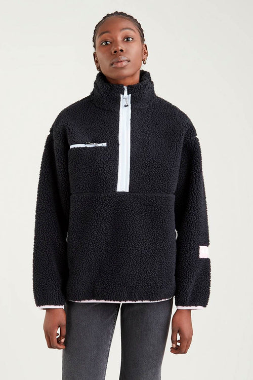 Levi's Sherpa Fleecepullover in Schwarz