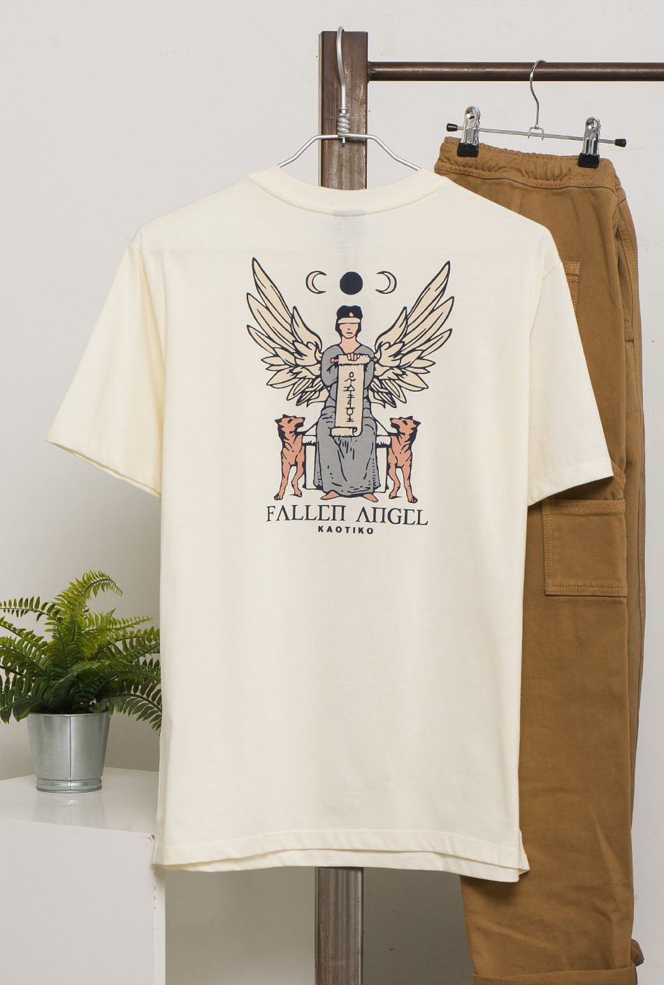 Fallen Angel T-Shirt in Cremeweiß