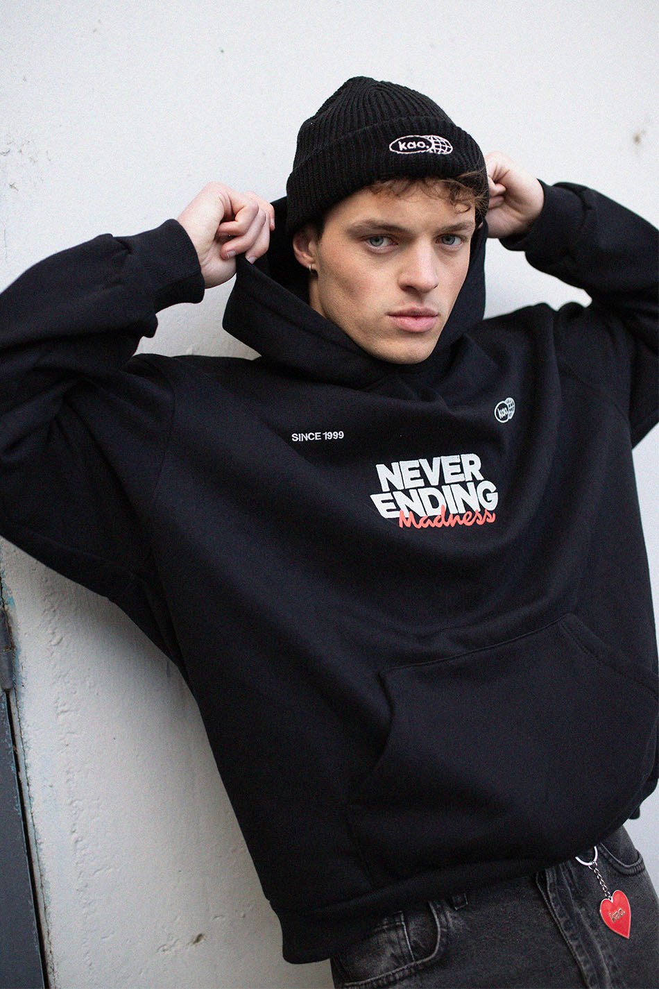 Black Never Ending Sweatshirt